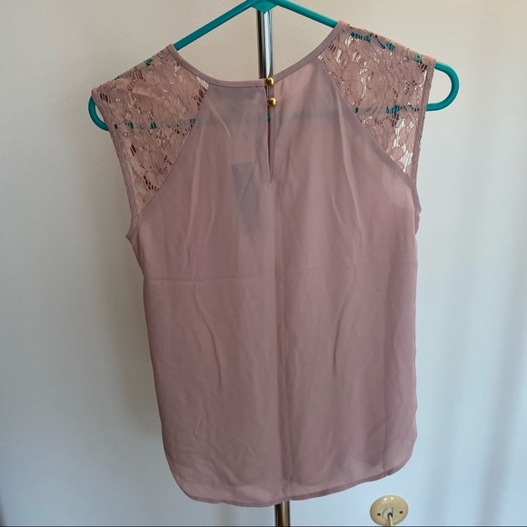 J. Crew Floral Lace Shoulder Top - Picture 4 of 4